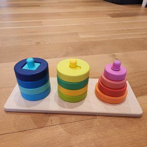 Lovevery Twist & Pivot Pattern Puzzle (Months 31, 32, 33)